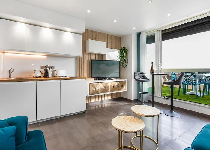 Blue Lagoon Heliopolis Vue Apartment