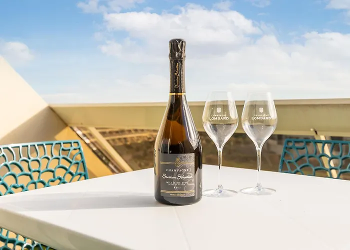 Blue Lagoon Heliopolis Vue *